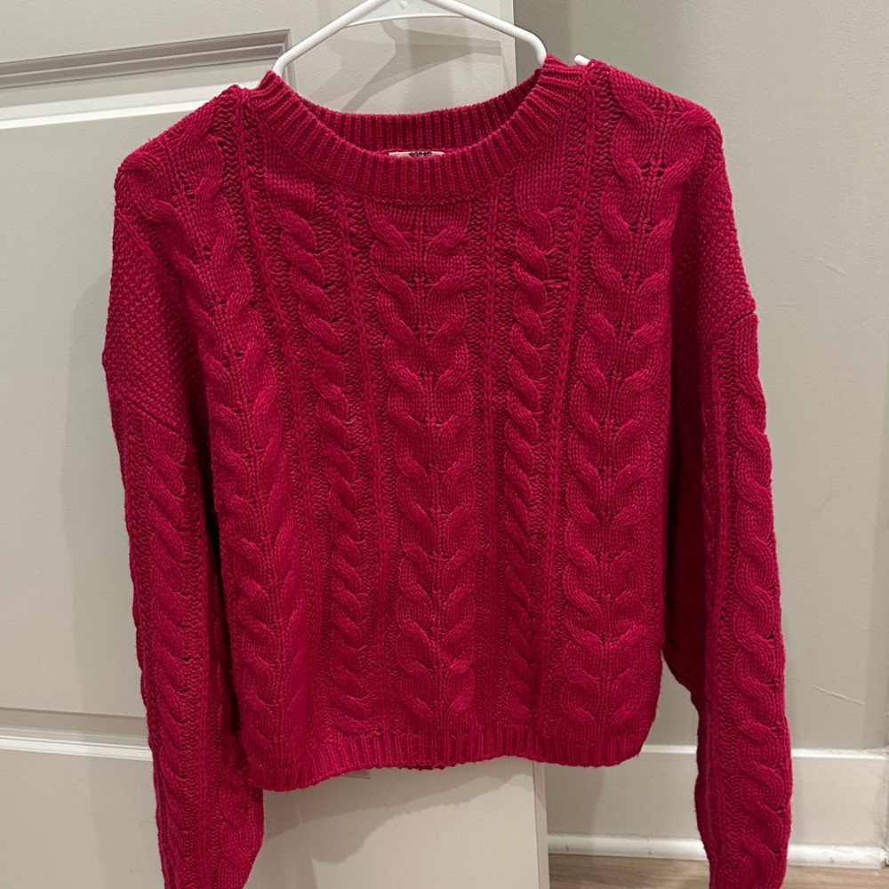 Elegant Cable Knit Sweater - Rich Red
